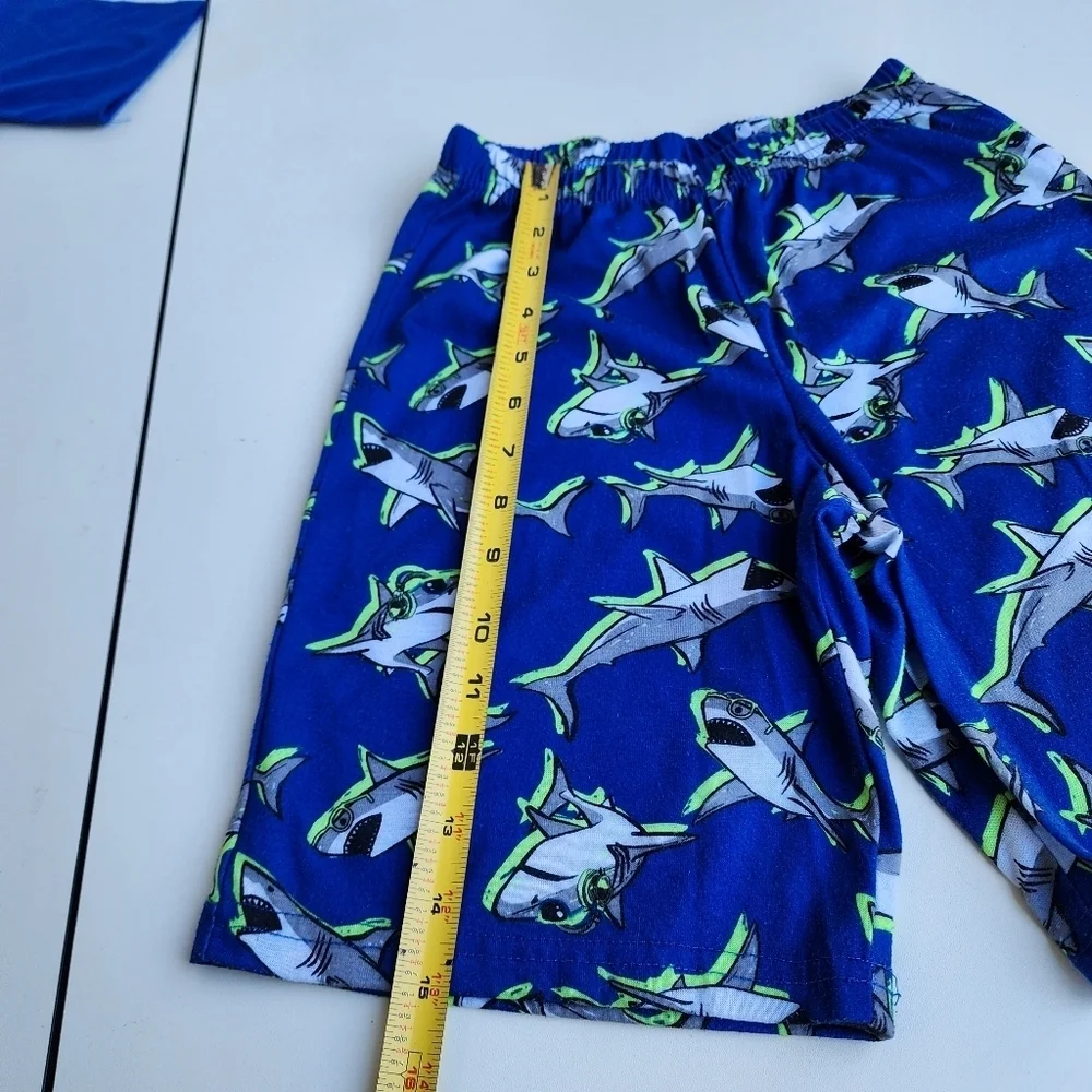 Wonder Nation Boys Pajama Shorts Sleep Set 2-Piece Set Blue Gray Sharks Fleece 8